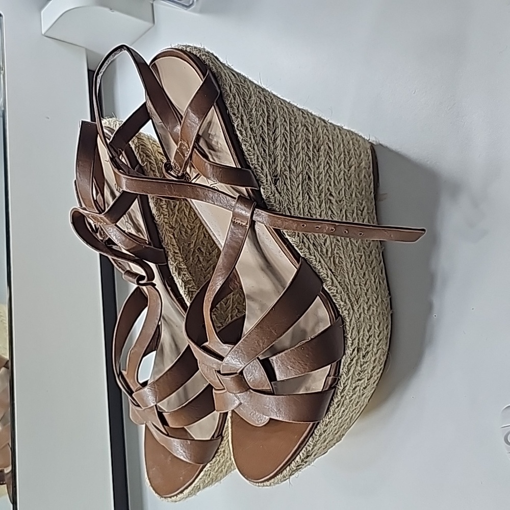 Wedges - Picture 2 of 4